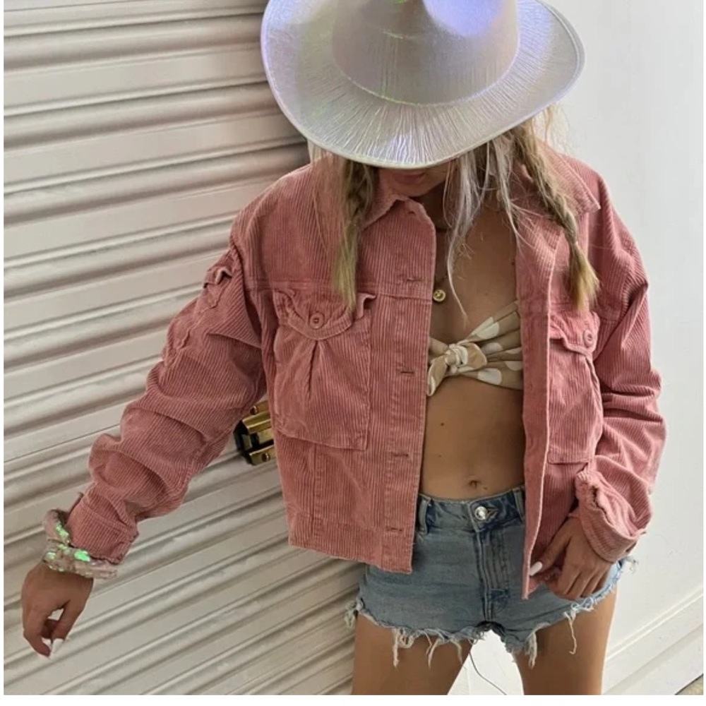 Free people pink cropped corduroy jacket!